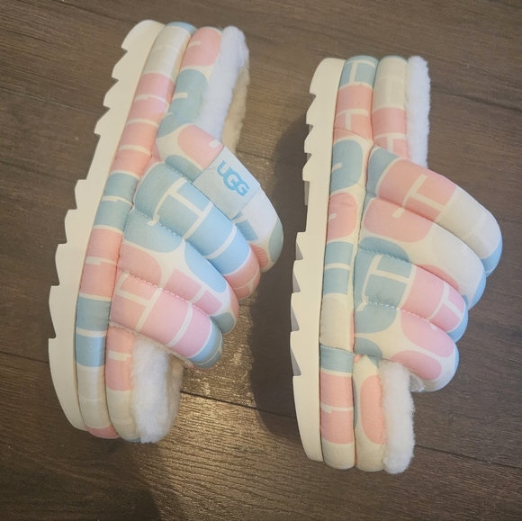 UGG Pride Slide - Unisex | Womens Size 9 - Picture 4 of 11